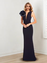 Sheath/Column V-Neck Sleeveless Mother of the Bride Dresses