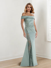 Sheath/Column Off-the-Shoulder Sleeveless Mother of the Bride Dresses