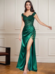 Green Sheath V Neck Long Appliqued Prom Dress With Slit