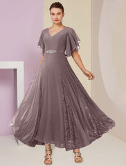 A-Line/Princess V-Neck Mother of the Bride Dresses with Applique